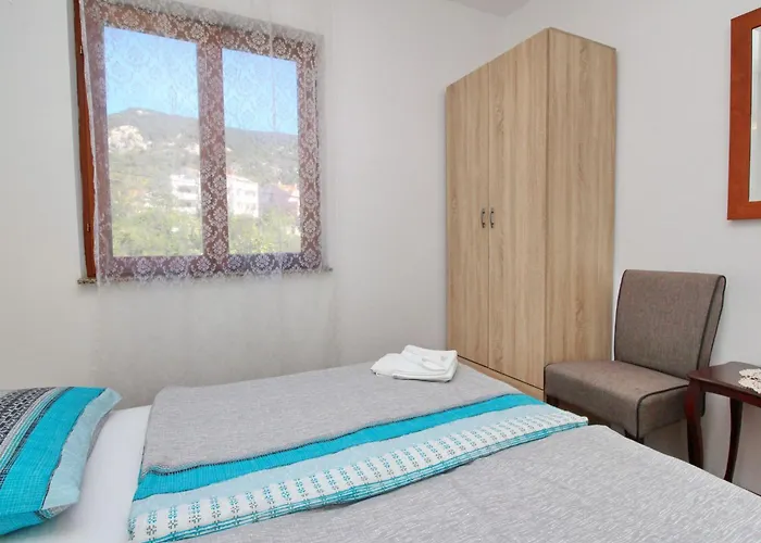 In Mit Eigenem Balkon By Interhome